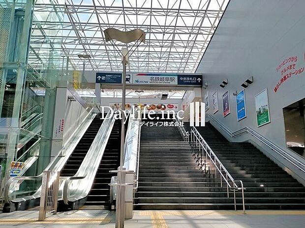 名鉄名古屋本線・各務原線「名鉄岐阜」駅 1610m