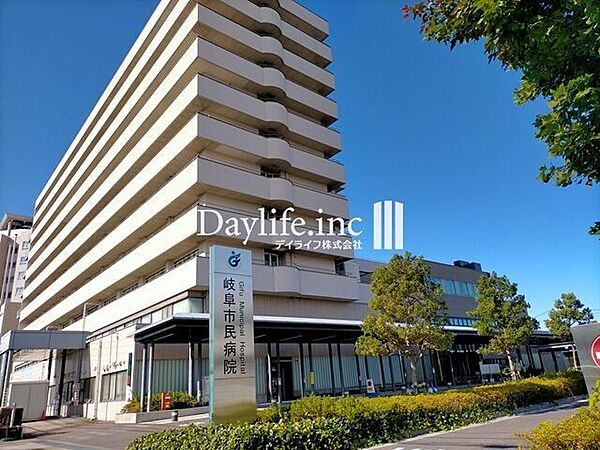 岐阜市民病院 190m