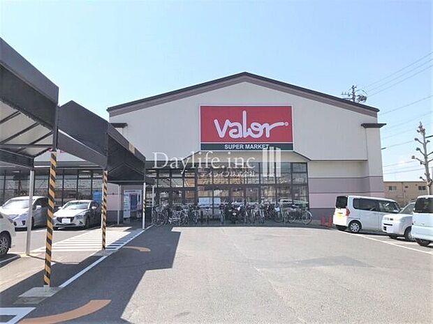 バロー島店 820m