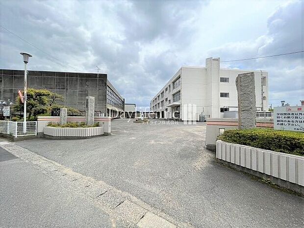 羽島市立福寿小学校 550m