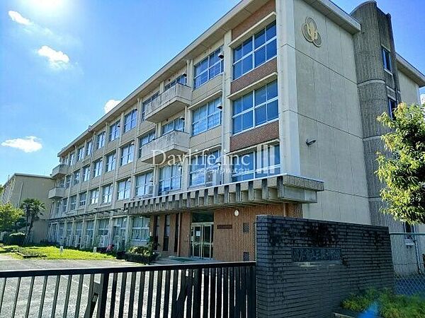 岐阜市立三輪中学校 500m