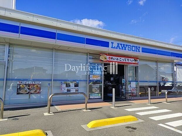 ローソン岐阜東鶉店 730m