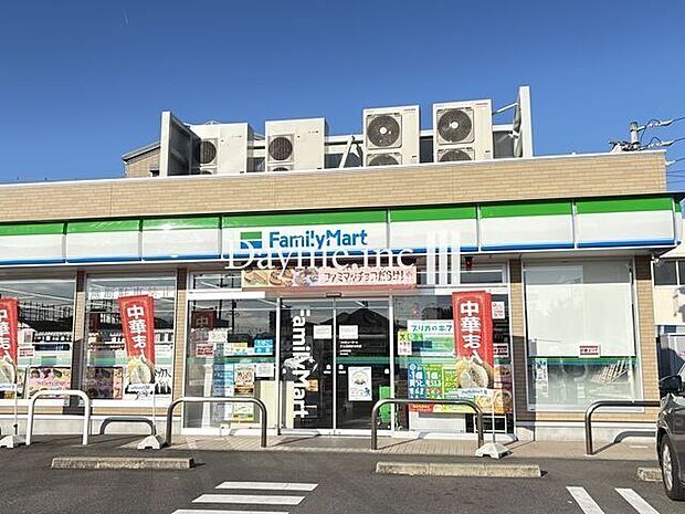 ファミリーマート ぎふ加納新本町店 520m