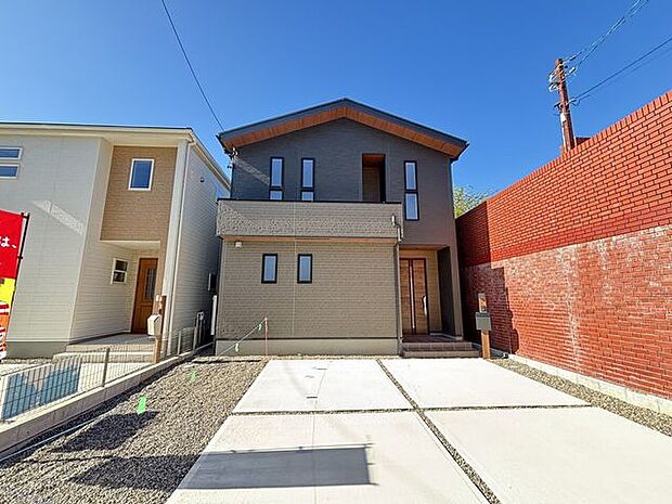 全区画並列駐車3台可能です♪＊徒歩10分圏内にスーパーやドラッグストアもあります。普段のお買い物に便利な立地です！