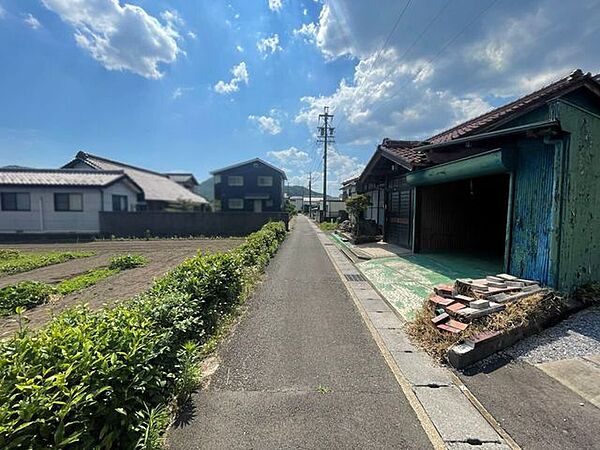 前面道路含む現地写真