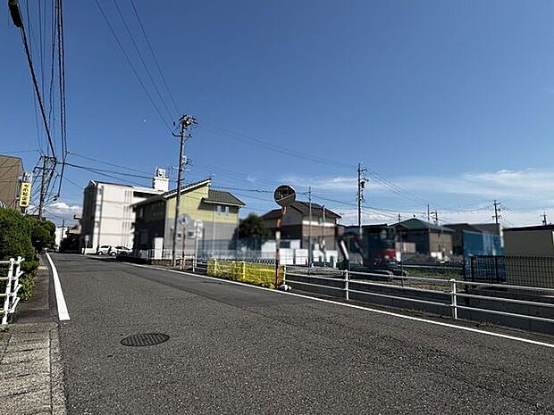 前面道路含む現地写真