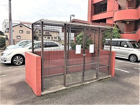 ごみ置き場