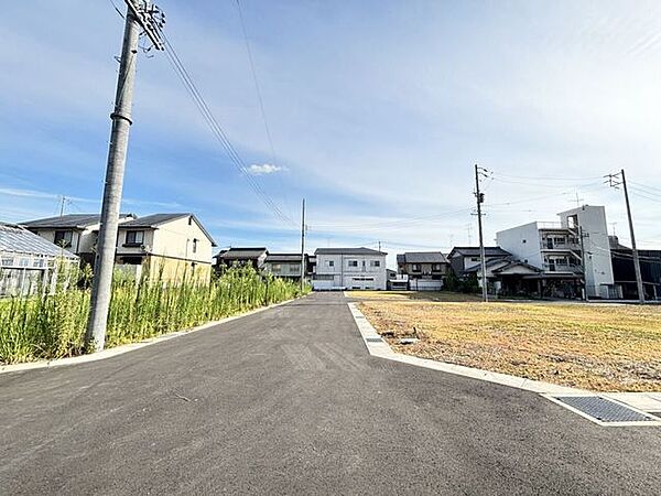 前面道路含む現地写真
