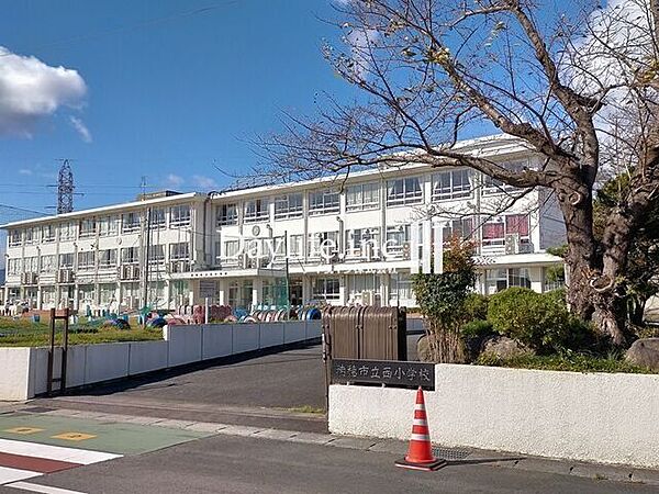 瑞穂市立 西小学校 1100m