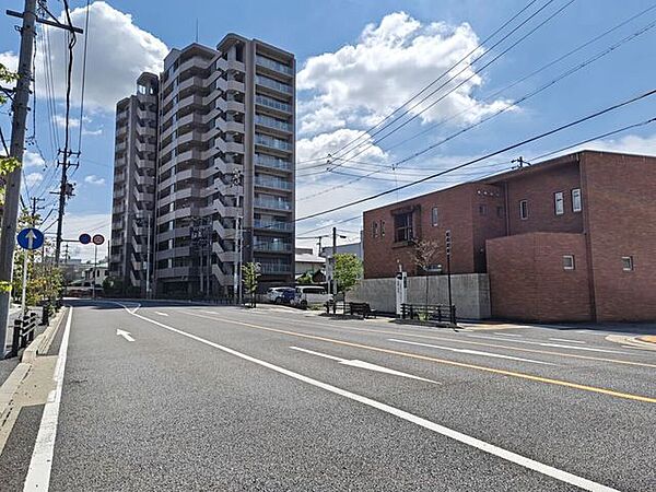 前面道路含む現地写真