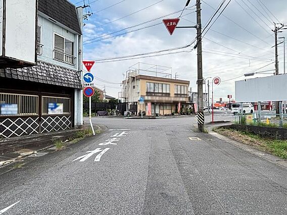 前面道路含む現...