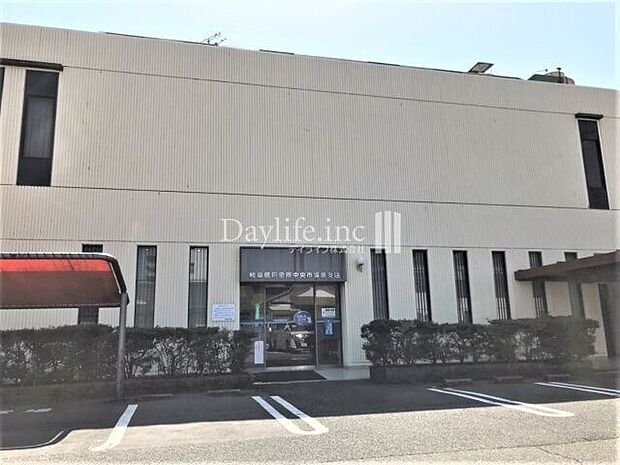 岐阜信用金庫 中央市場前店 1540m