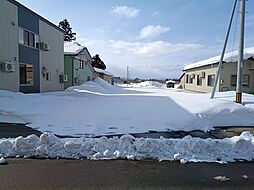 秋田県横手市平鹿町醍醐字街道下