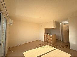 JR和歌山線 大和新庄駅 徒歩4分の賃貸アパート 1階2LDKのリビング/ダイニング