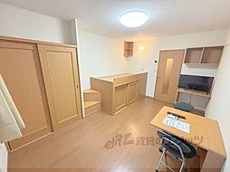 レオパレスＳＨＯＷ 106 1階1Kのリビング/ダイニング