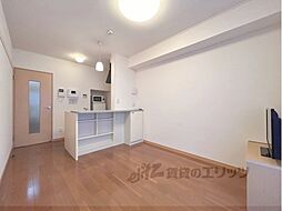 レオパレス南阪手 101 1階2DKのリビング/ダイニング