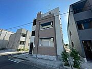 山王駅より徒歩8分 築8年 3階建の賃貸物件