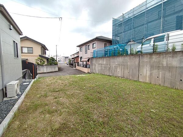 物件内西側から東方向を撮影