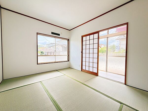 【1F和室】広々とした和室はお昼寝するのに最適♪※リフォーム後の写真※2026年8月撮影