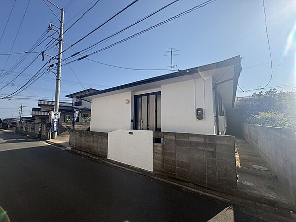 【外観】児島小学校・買い物施設まで徒歩10分圏内の便利な立地です♪※2026年7月撮影