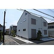 高田駅より徒歩14分 築2年 2階建の賃貸物件