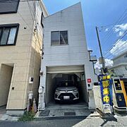 阪東橋駅より徒歩4分 築22年8ヶ月 2階建の賃貸物件