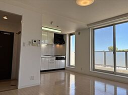 ＫＥＮＺＯ　ＨＡＵＳ　ｙｏｋｏｄａｉ 2階3LDKのリビング/ダイニング