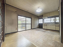 JR日豊本線 西大分駅 大分交通　田ノ浦下車 徒歩10分 5DKのリビング/ダイニング