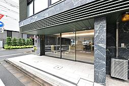 東京メトロ有楽町線 新富町駅 徒歩2分