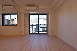 東京メトロ有楽町線 護国寺駅 徒歩4分の賃貸マンション 4階1LDKのリビング/ダイニング