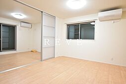 東京メトロ日比谷線 六本木駅 徒歩8分の賃貸マンション 2階1LDKのリビング/ダイニング