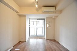 都営浅草線 新橋駅 徒歩7分の賃貸マンション 5階1Kのリビング/ダイニング