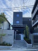 鶴見駅より徒歩28分 新築 3階建の賃貸物件