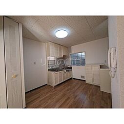 シャルマンＳ 102 1階2DKのリビング/ダイニング