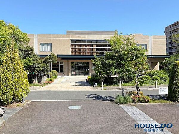 高槻市立阿武山図書館 630m