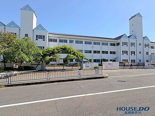 高槻市立阿武山小学校 850m