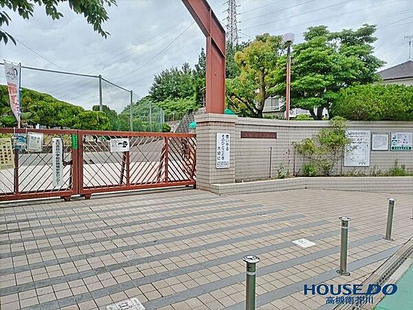 高槻市立北日吉台小学校 1710m