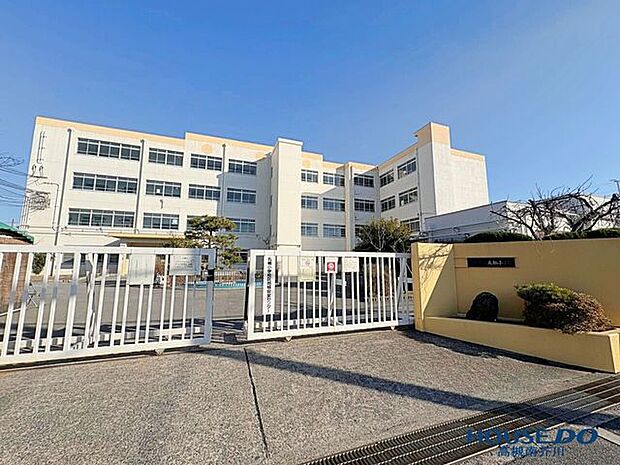 高槻市立丸橋小学校 150m