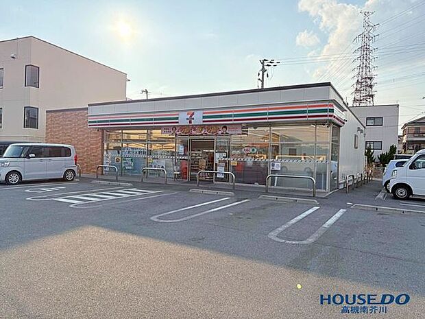 セブンイレブン高槻芝生町3丁目店 430m