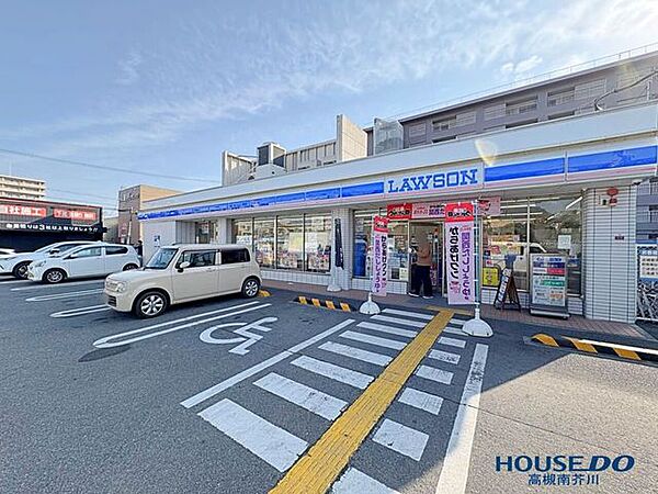 ローソン高槻北柳川店 370m