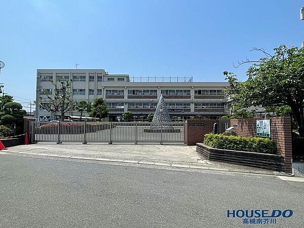 高槻市立第二中学校 1380m