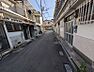 外観：前面通路