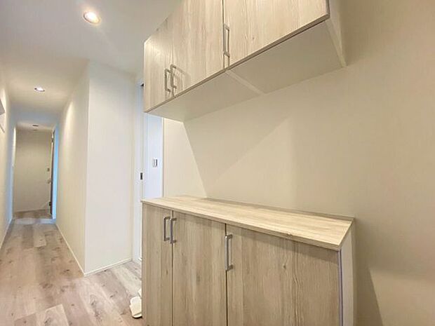 シューズボックスもたっぷり収納できます♪