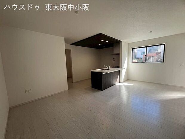 LDK15帖以上の広々空間!家族団らんのリビング♪