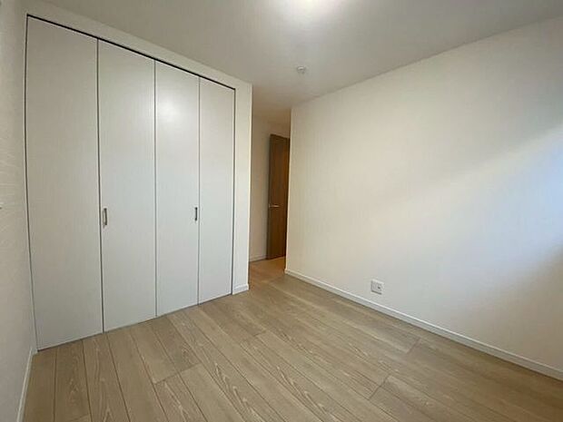 別角度より収納つきでお部屋をスッキリと見せれます♪