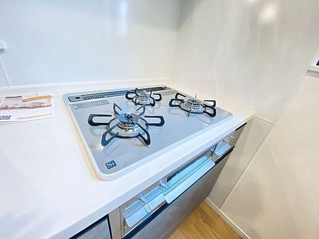 コンロ3口♪忙しい朝に心強い♪