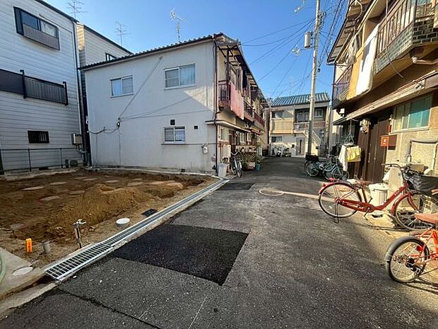 前面道路含む現地写真