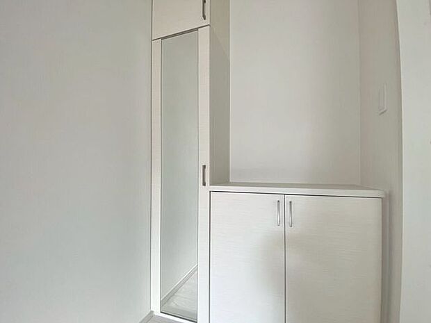 シューズボックス