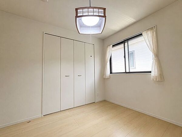 2F洋室（5.2帖）※AIによる加工を行っております