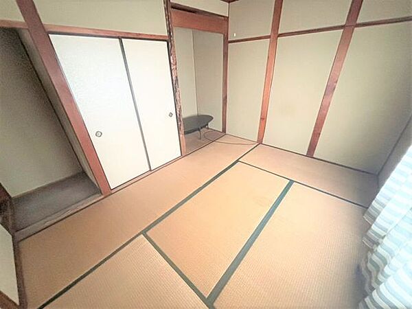2F和室は陽当たりも良く、角地の為風通しも◎